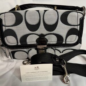 Coach Poppy gray black clear Poppy tag